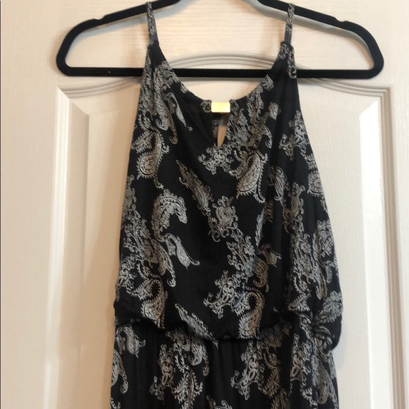 Super cute Maxi Dress with Elastic Waist - Picture 2 of 4